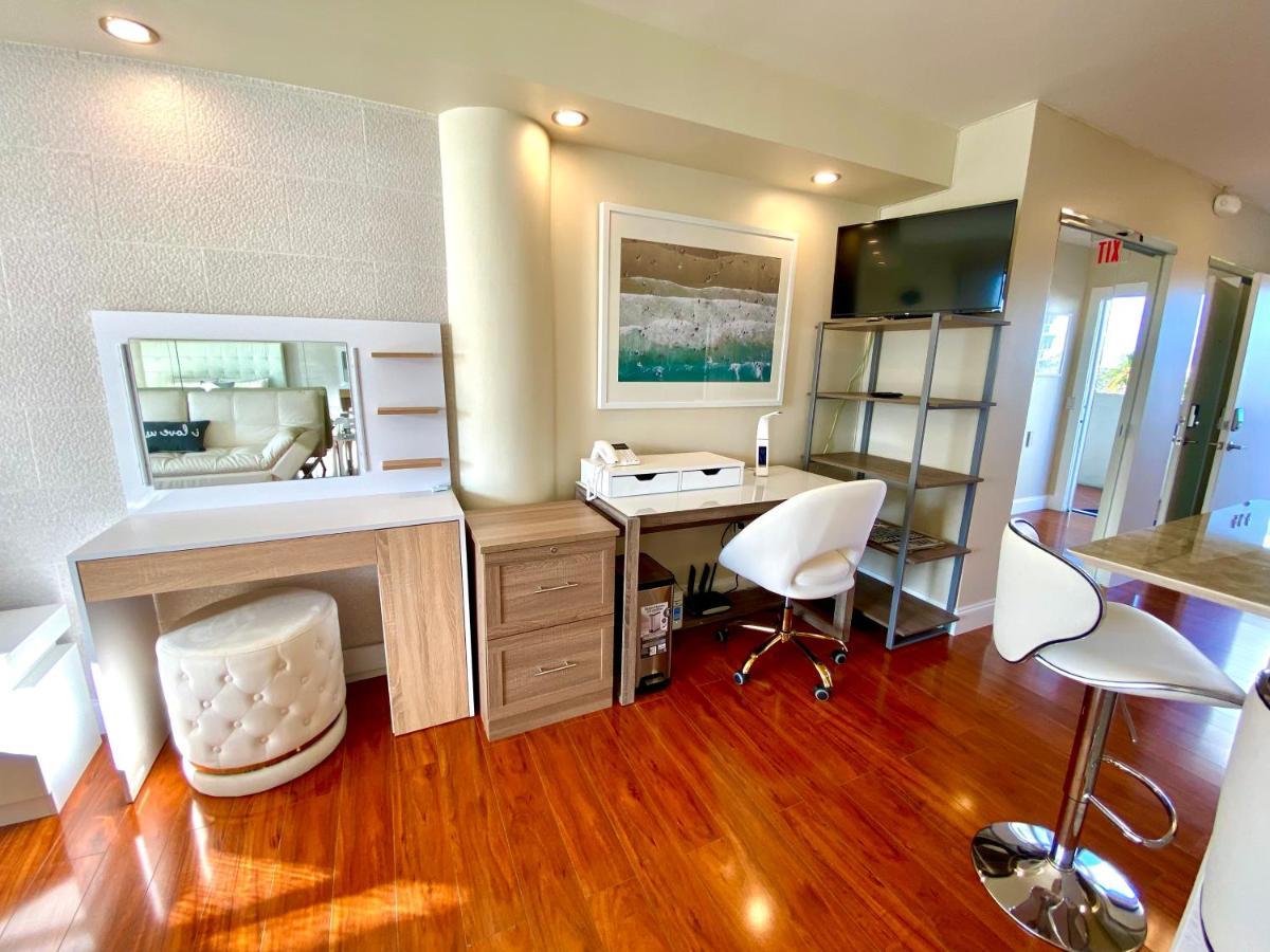 Modern Waterfront Apartment With Miami Skyline View, Free Parking 5 Mins Drive To Miami Beach Ngoại thất bức ảnh