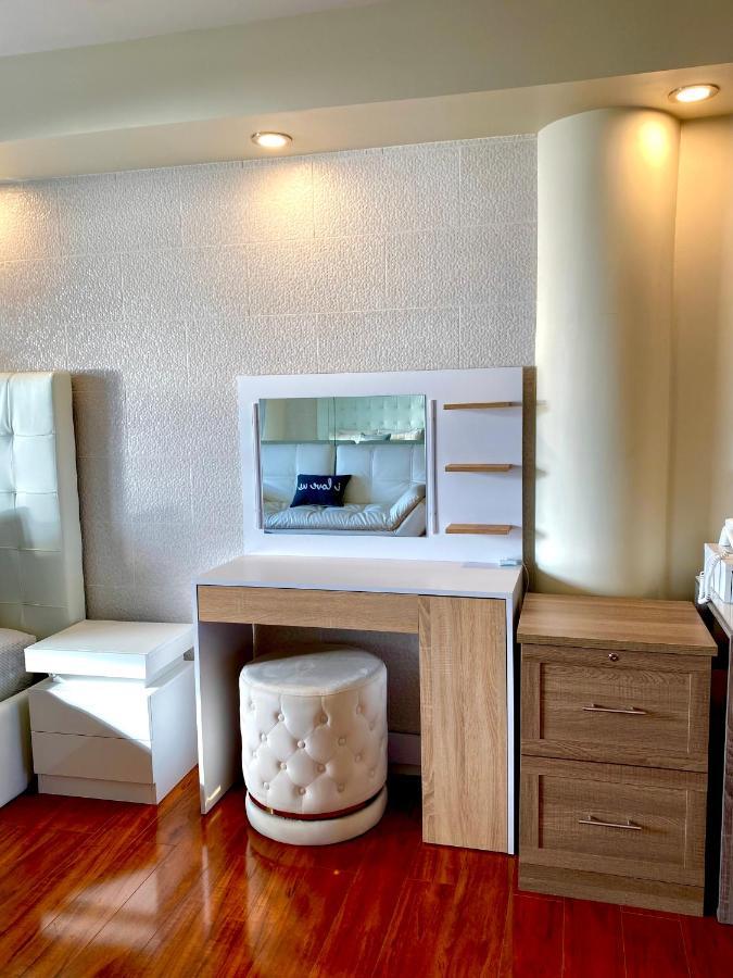 Modern Waterfront Apartment With Miami Skyline View, Free Parking 5 Mins Drive To Miami Beach Ngoại thất bức ảnh