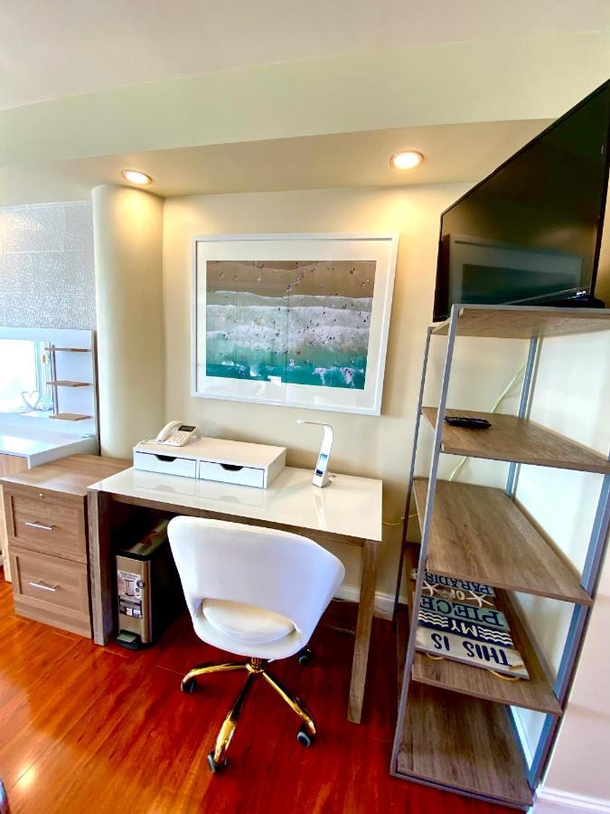 Modern Waterfront Apartment With Miami Skyline View, Free Parking 5 Mins Drive To Miami Beach Ngoại thất bức ảnh