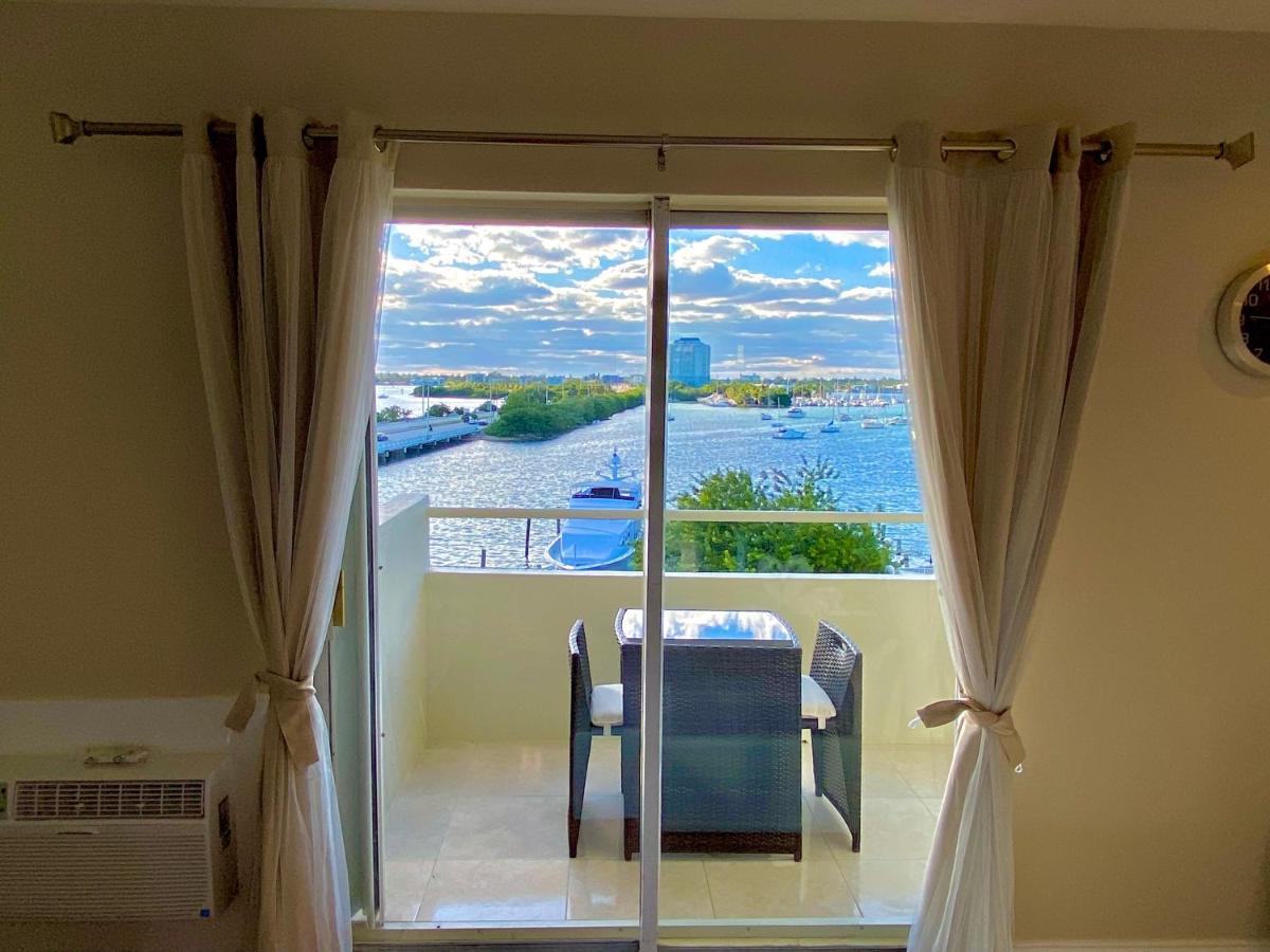Modern Waterfront Apartment With Miami Skyline View, Free Parking 5 Mins Drive To Miami Beach Ngoại thất bức ảnh